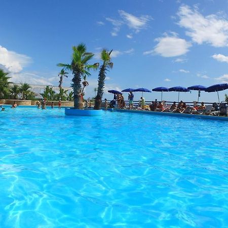 Villaggio Santo Stefano Vieste Exteriör bild