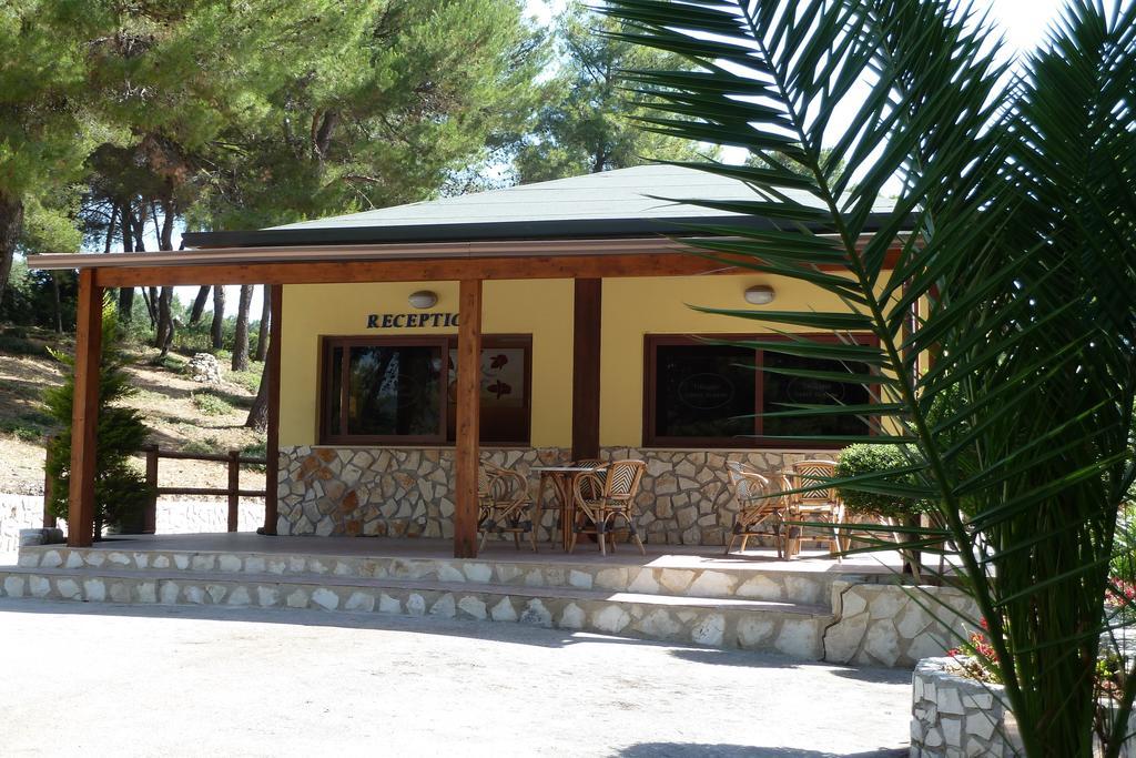 Villaggio Santo Stefano Vieste Exteriör bild